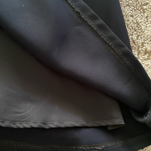 CeCe, NEW Condition, Navy Ruffle Color Block, Tie Neck - Picture 7 of 9